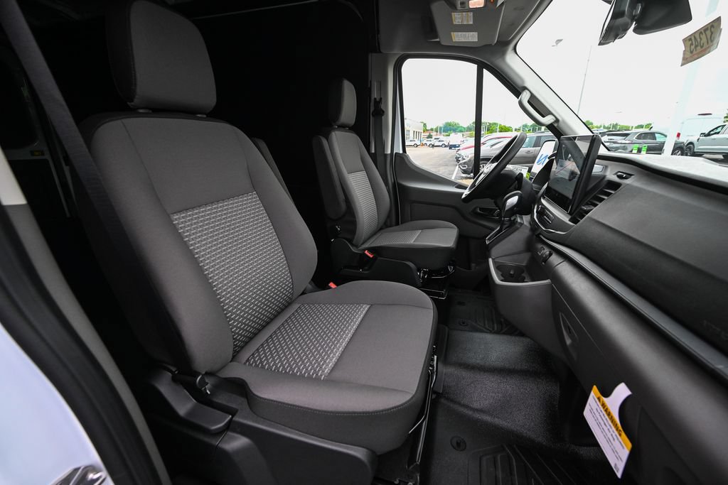 New 2026 Ford Transit 350 148 Medium Roof AWD w/ Load Area Protection Package image 18