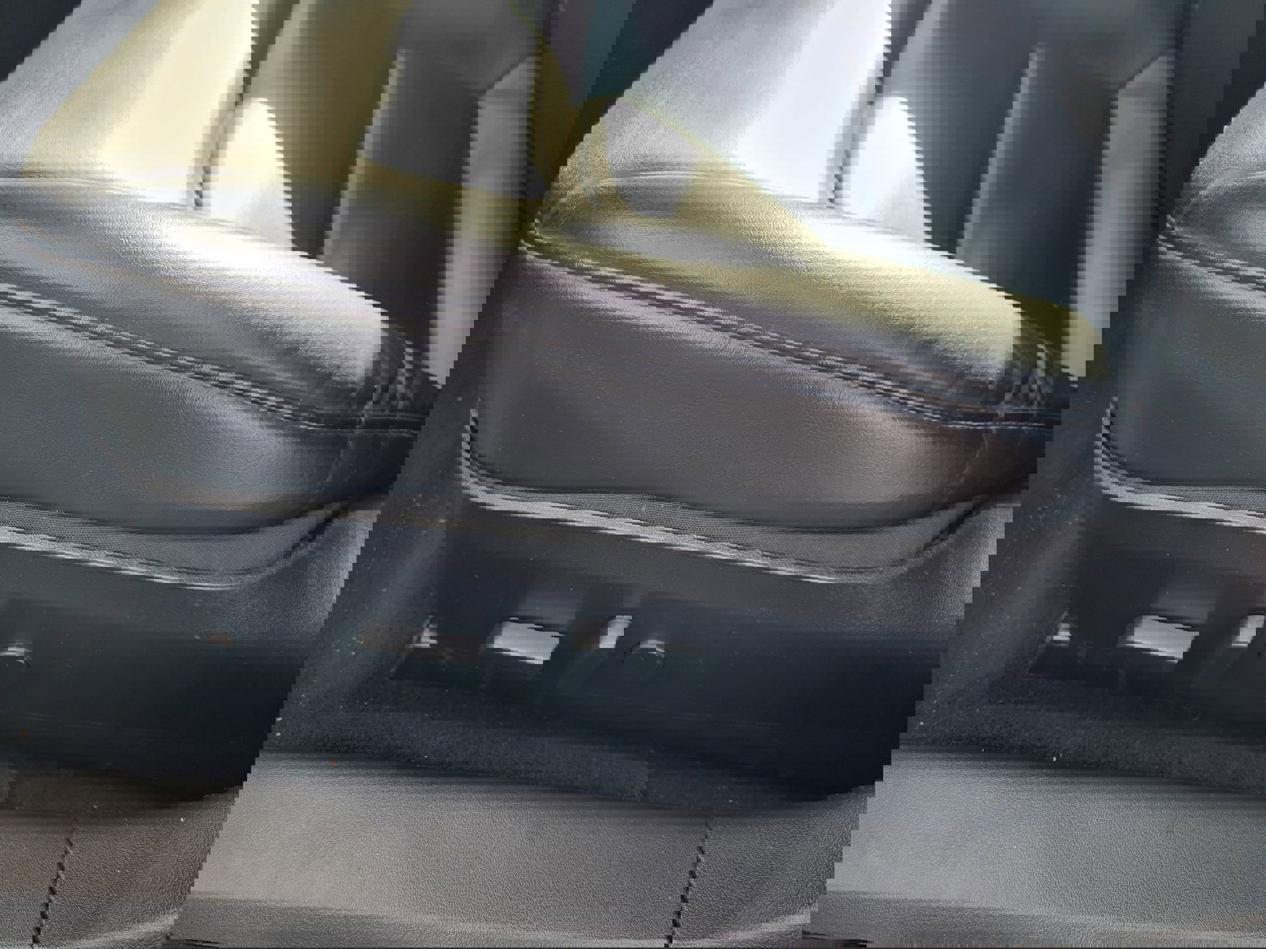 Used 2020 Tesla Model 3 Standard Range Plus image 26