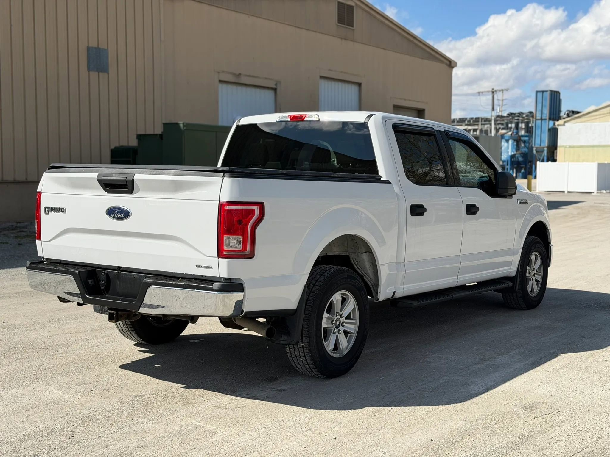 Used 2016 Ford F150 XLT image 5