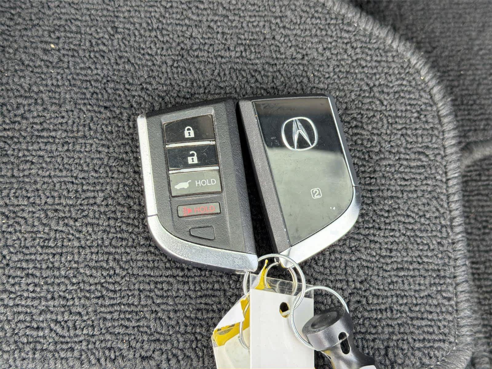 Used 2022 Acura MDX w/ Technology Package AWD/4WD image 22