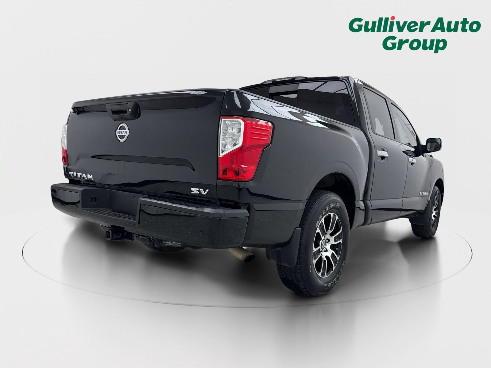 Used 2021 Nissan Titan SV w/ SV Convenience Package RWD image 8