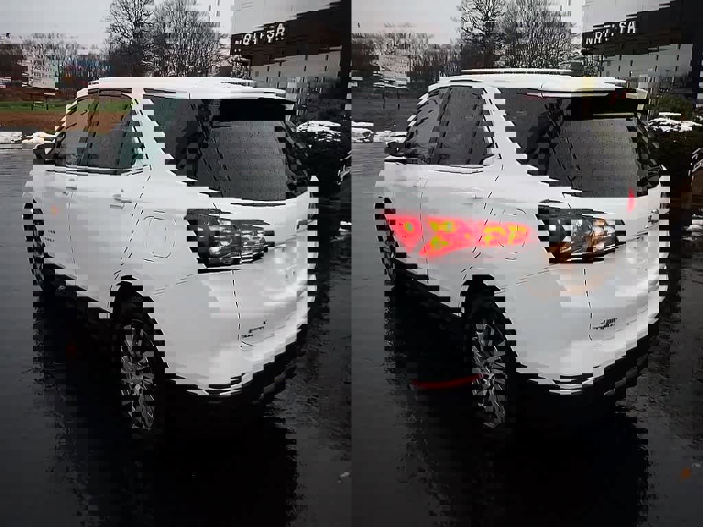 Certified 2024 Chevrolet Equinox LT image 3