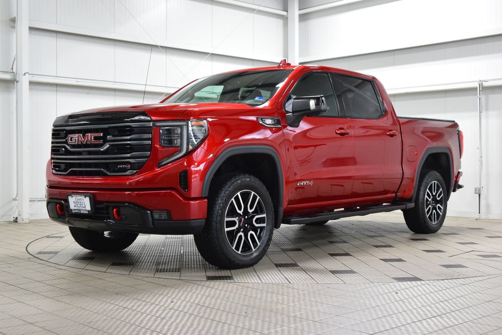 Used 2025 GMC Sierra 1500 AT4 w/ AT4 Premium Package AWD/4WD image 3