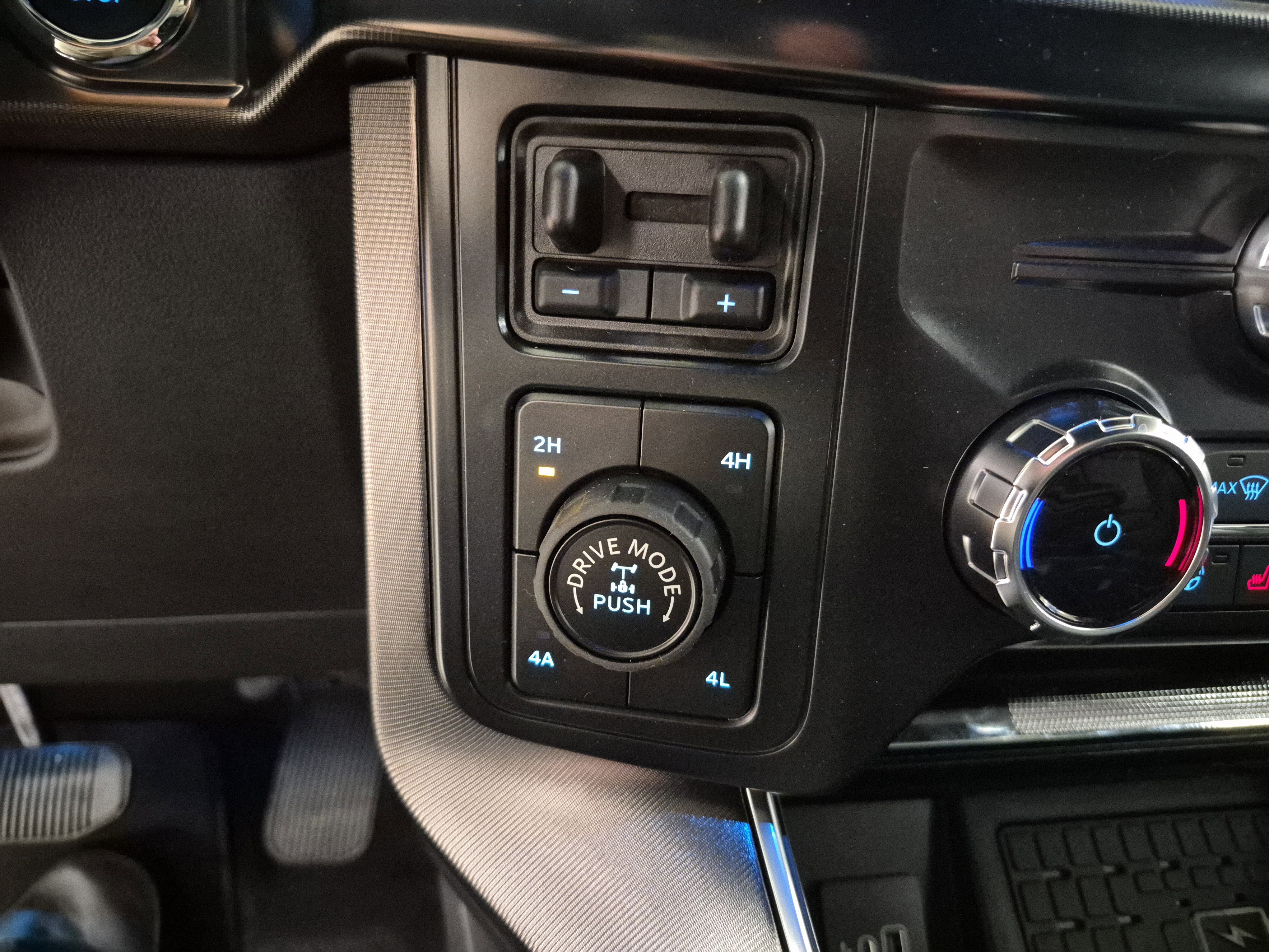 New 2025 Ford F150 Platinum image 34