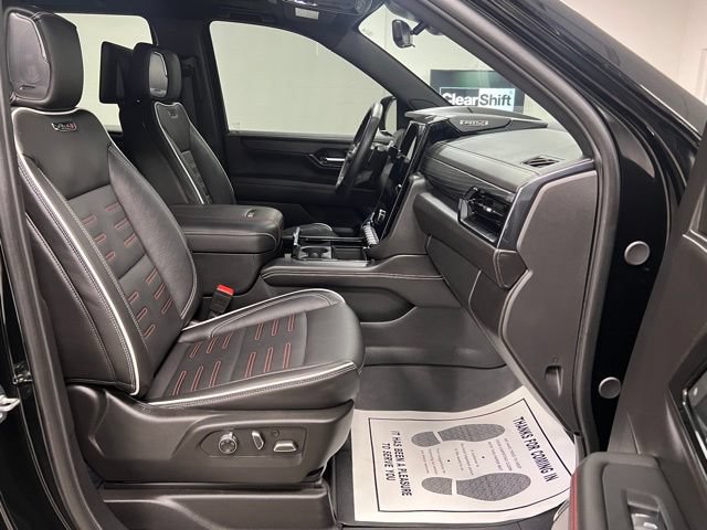 Used 2025 GMC Yukon AT4 Ultimate w/ LPO, Floor Liner Package AWD/4WD image 65