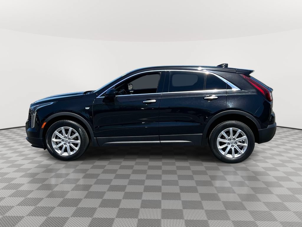 Used 2022 Cadillac XT4 Luxury w/ Cold Weather Package AWD/4WD image 4