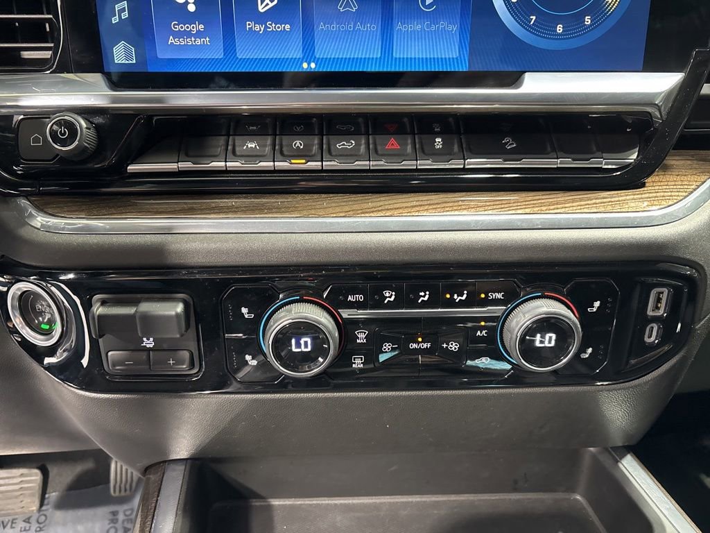 Used 2023 Chevrolet Silverado 1500 RST AWD/4WD image 18