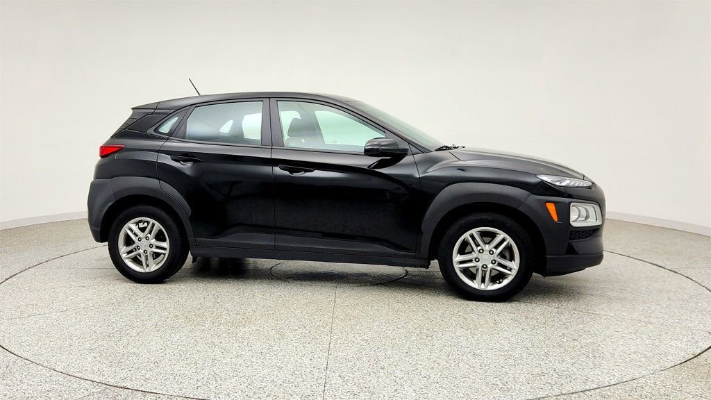Used 2021 Hyundai Kona SE FWD image 4