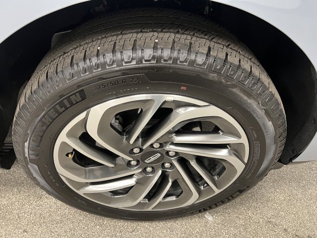 Used 2025 Lincoln Navigator L Reserve image 18