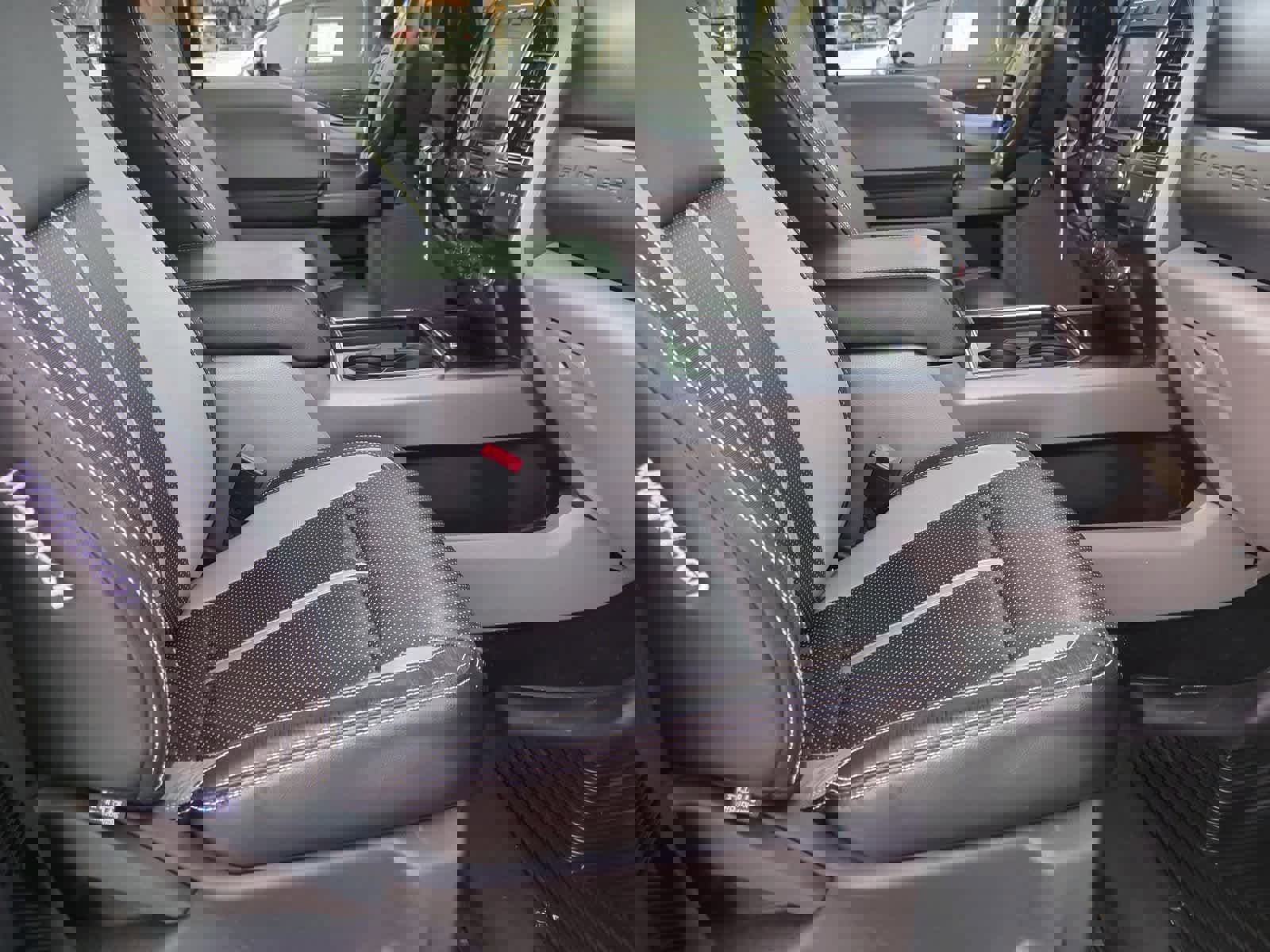 Used 2020 Ford F250 XLT w/ XLT Premium Package image 22