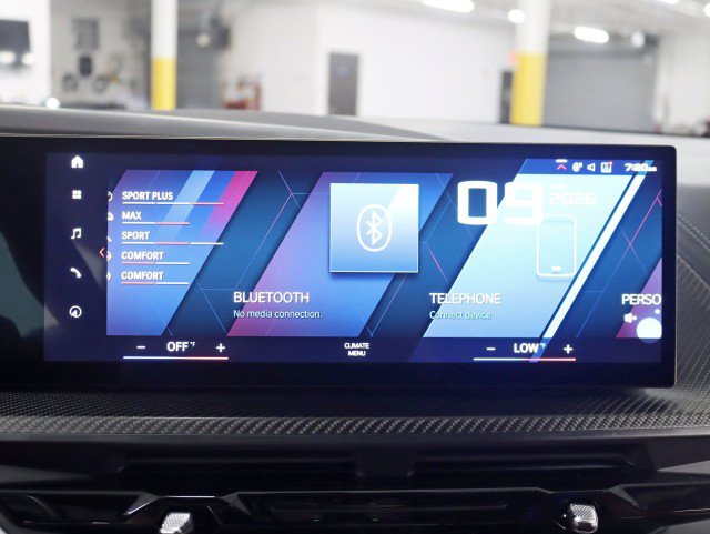 Used 2023 BMW XM AWD/4WD image 18