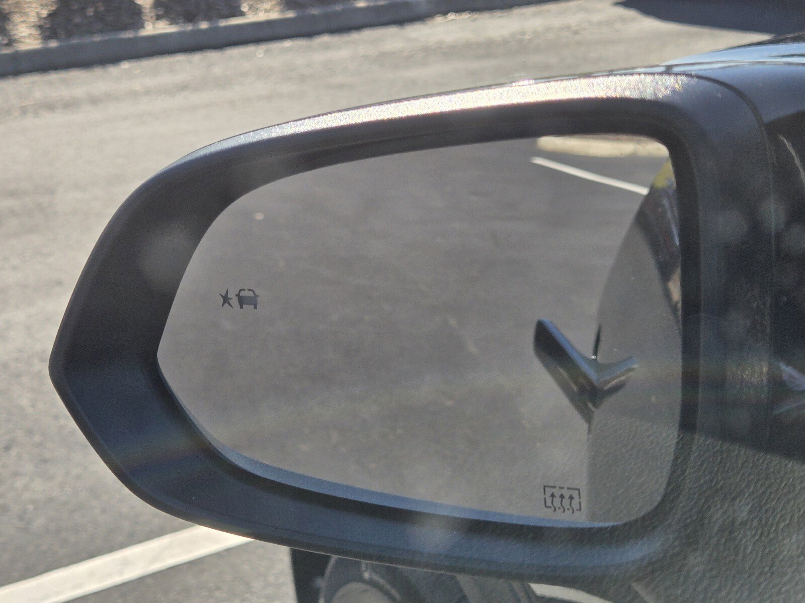 New 2026 Chevrolet Equinox EV LT image 13