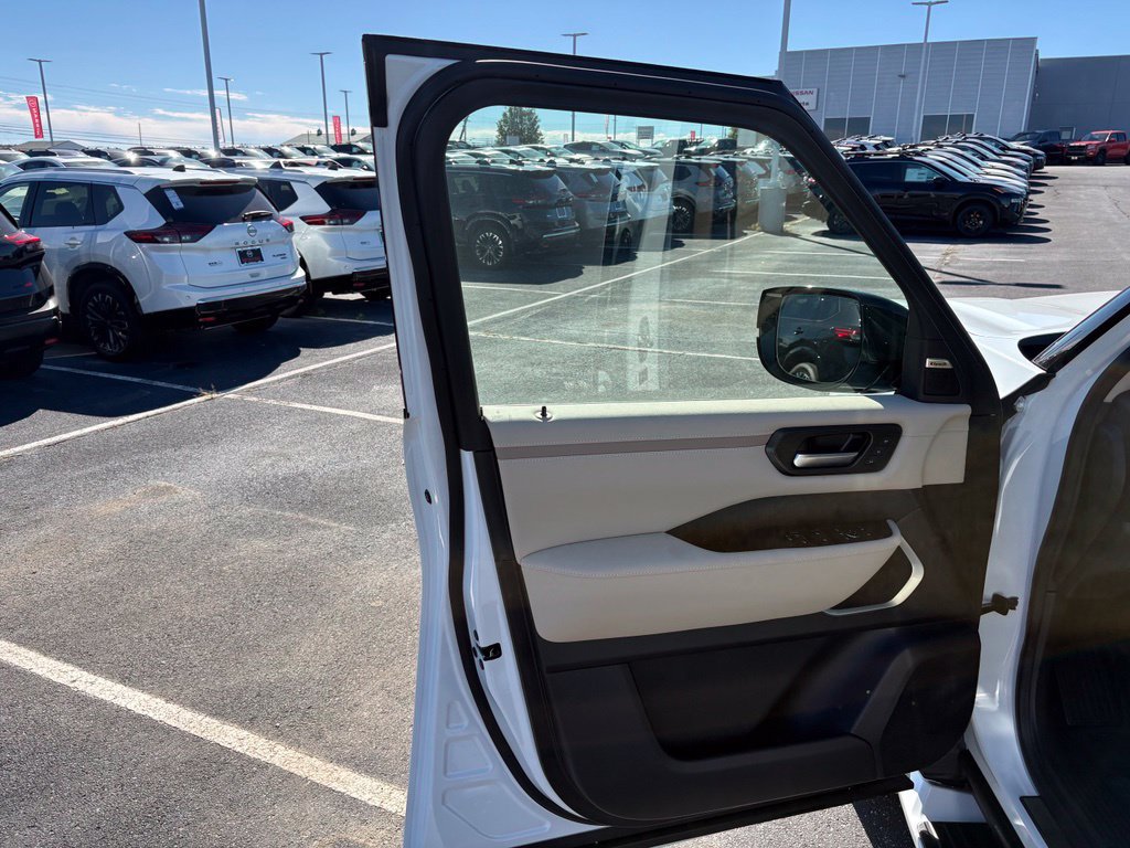 New 2026 Nissan Armada Platinum Reserve AWD/4WD image 32