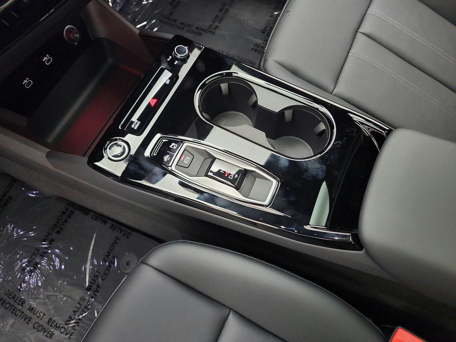 New 2027 Audi Q6 e-tron Premium Plus AWD/4WD image 9
