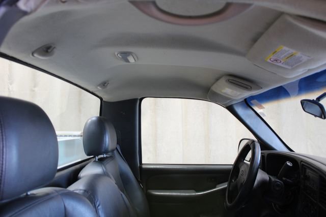 Used 2003 Chevrolet Silverado 2500 W/T image 20