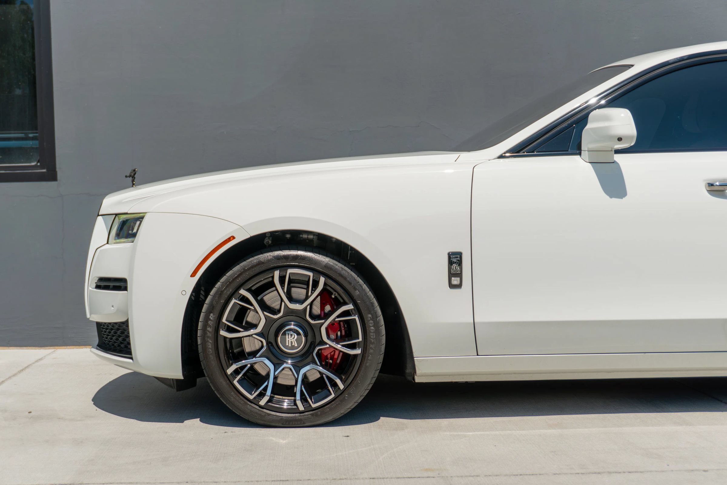 Used 2023 Rolls-Royce Ghost Black Badge w/ Black Badge Ghost Package AWD/4WD image 20