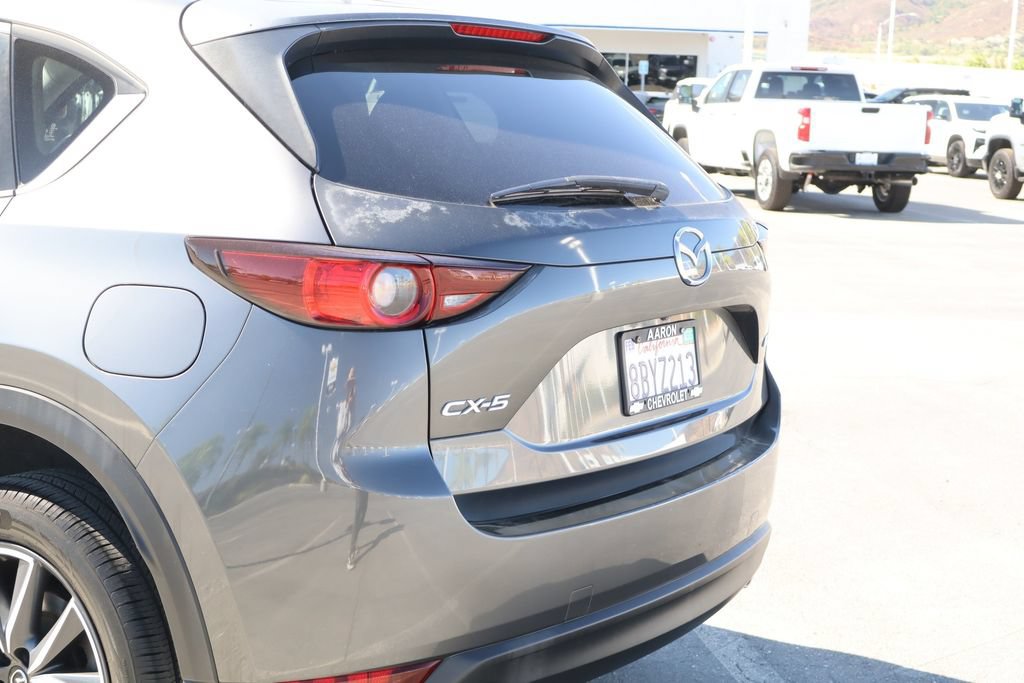 Used 2018 MAZDA CX-5 Touring w/ Preferred Equipment Package FWD image 16