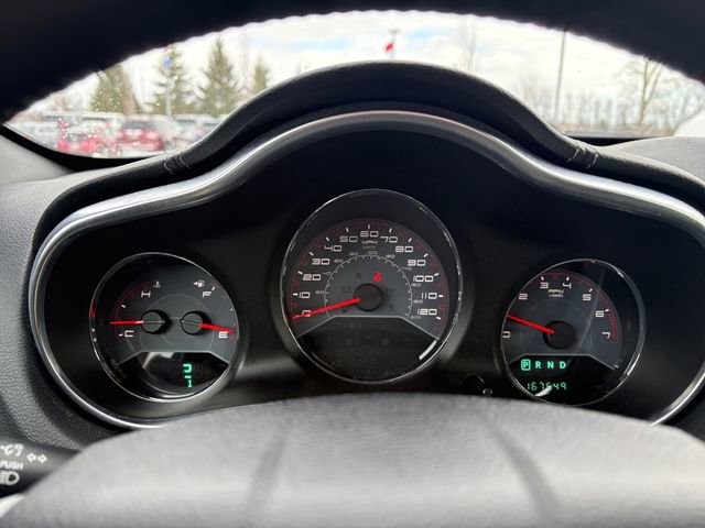 Used 2013 Dodge Avenger SXT image 12
