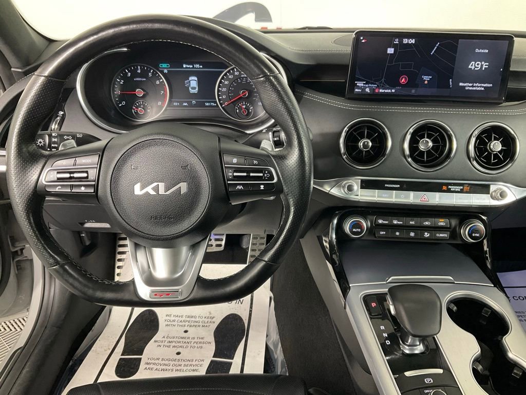 Used 2022 Kia Stinger GT2 image 13