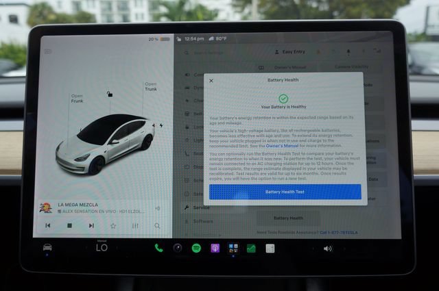 Used 2021 Tesla Model 3 Standard Range Plus RWD image 31