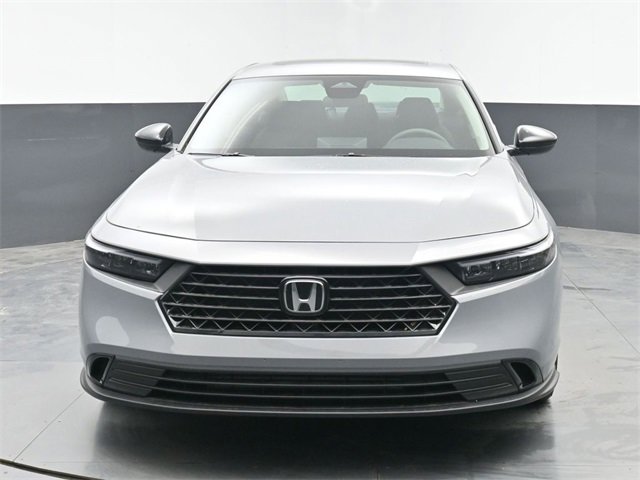 Used 2025 Honda Accord SE image 3
