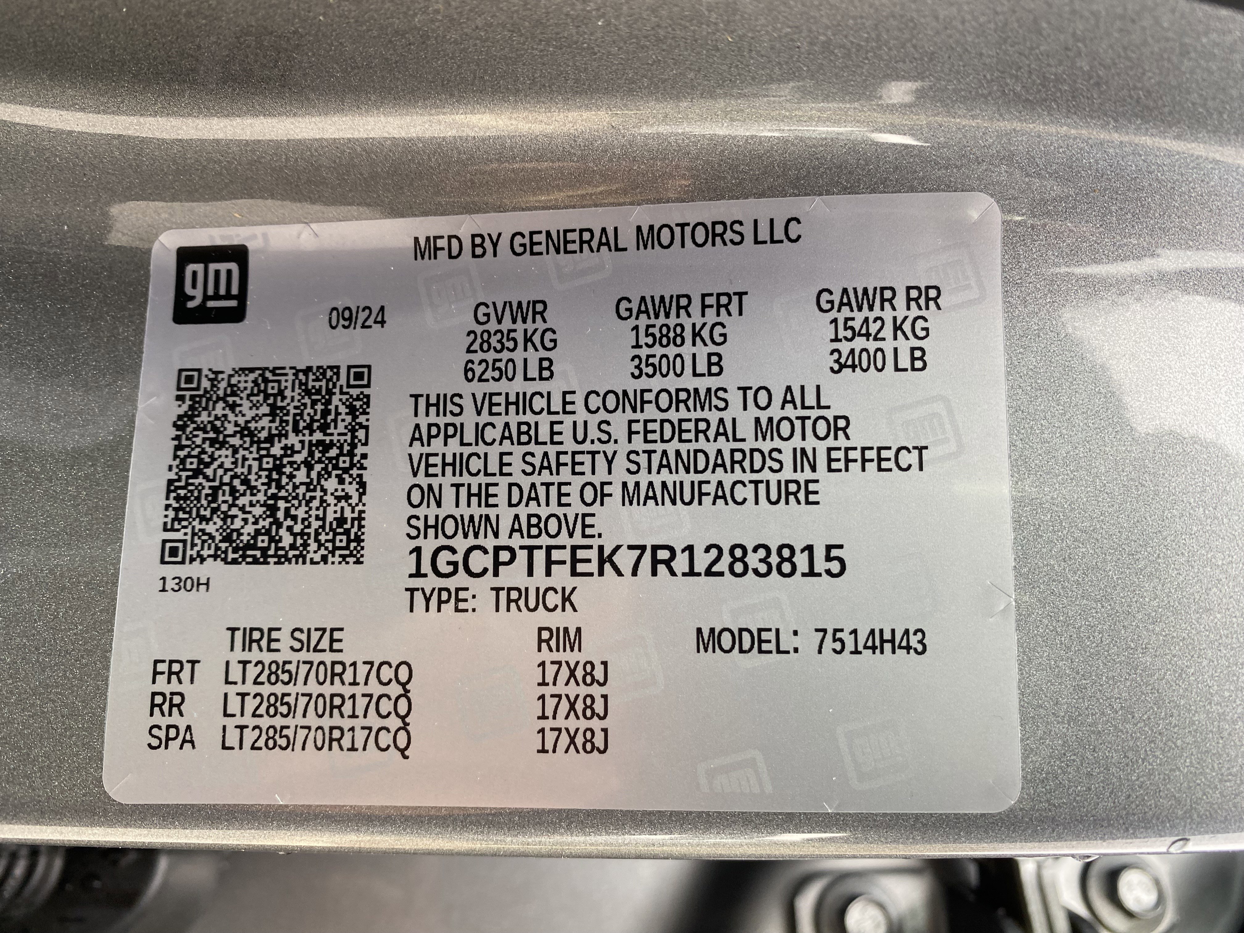 Used 2024 Chevrolet Colorado ZR2 w/ Safety Package image 37