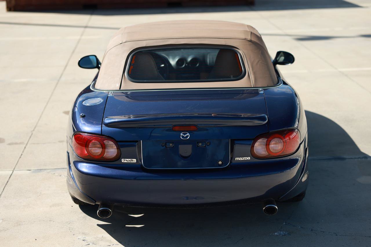 Used 2002 MAZDA MX-5 Miata RWD image 7