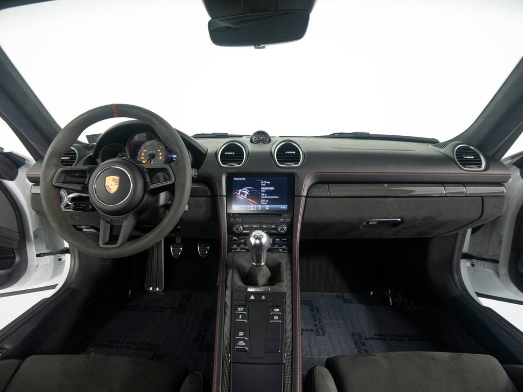 Certified 2022 Porsche 718 Cayman GT4 RWD image 43