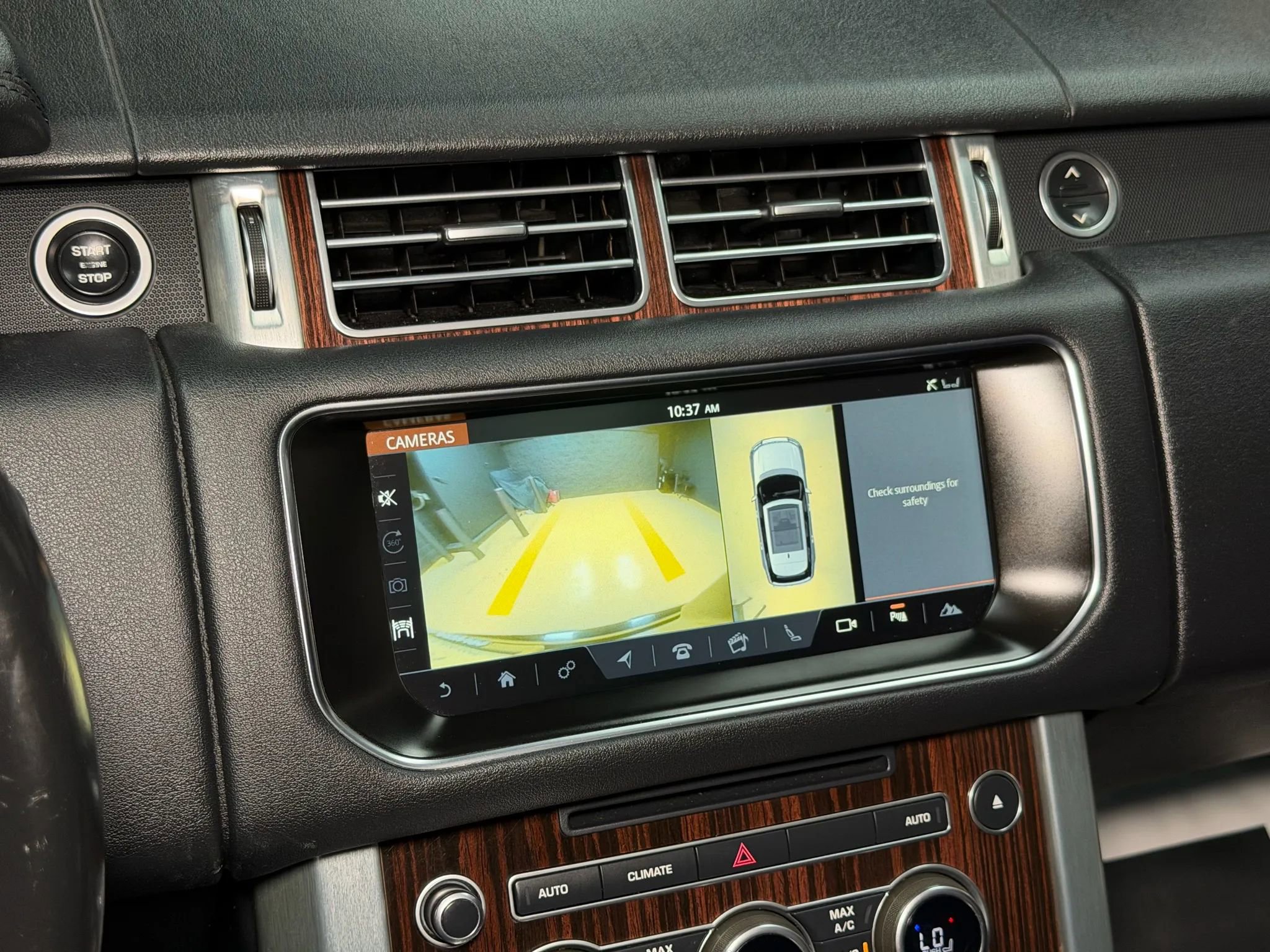 Used 2017 Land Rover Range Rover Sport Utility 4D image 47