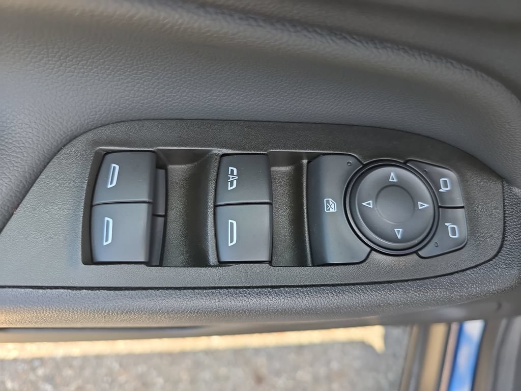 Certified 2023 Chevrolet Equinox LT AWD/4WD image 28