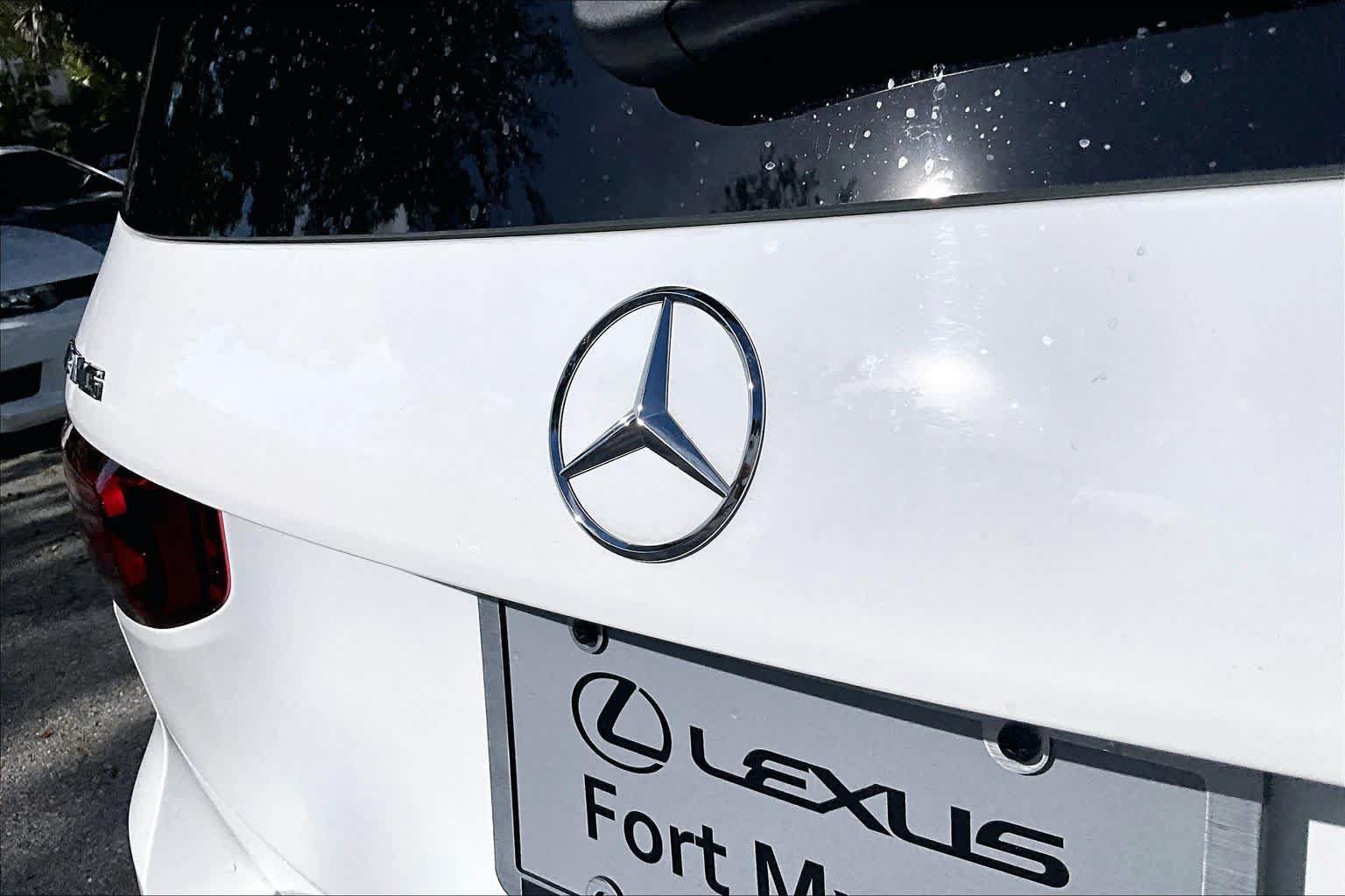 Used 2025 Mercedes-Benz GLB 35 AMG 4MATIC image 31