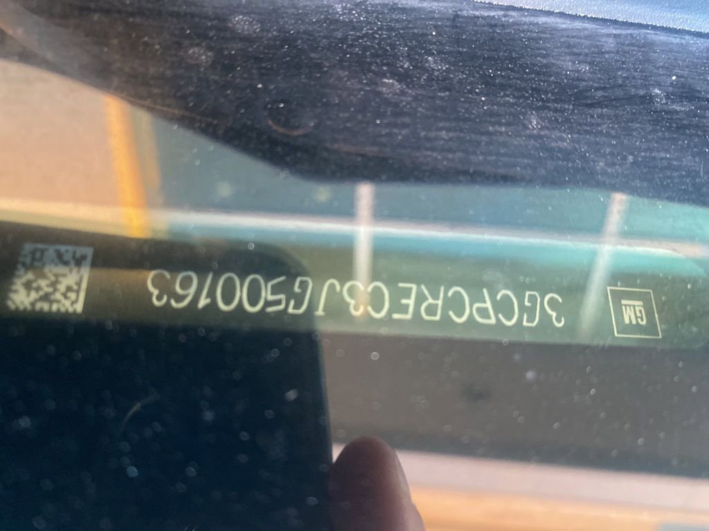 Used 2018 Chevrolet Silverado 1500 LT w/ Texas Edition image 11