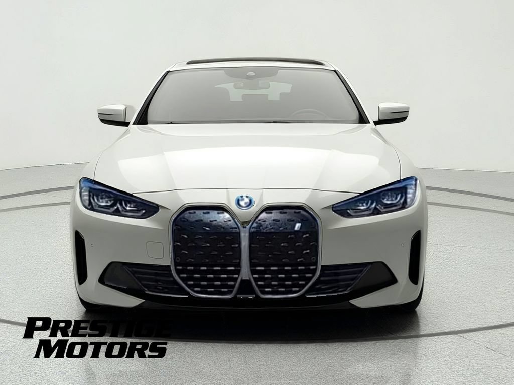 Used 2024 BMW i4 xDrive40i AWD/4WD image 2
