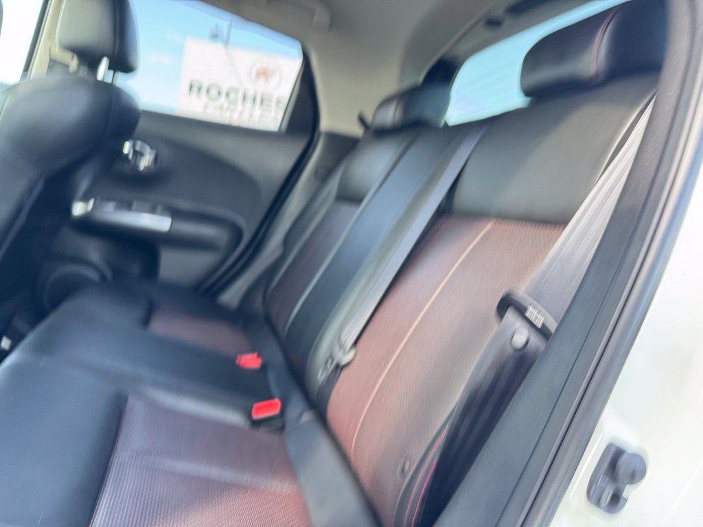 Used 2014 Nissan Juke SL AWD/4WD image 11