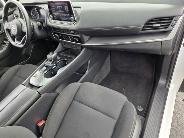Used 2024 Nissan Rogue S image 18