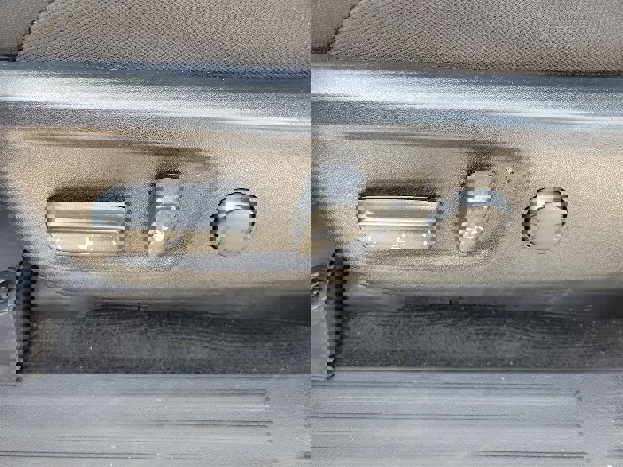 Used 2014 Toyota 4Runner SR5 image 16