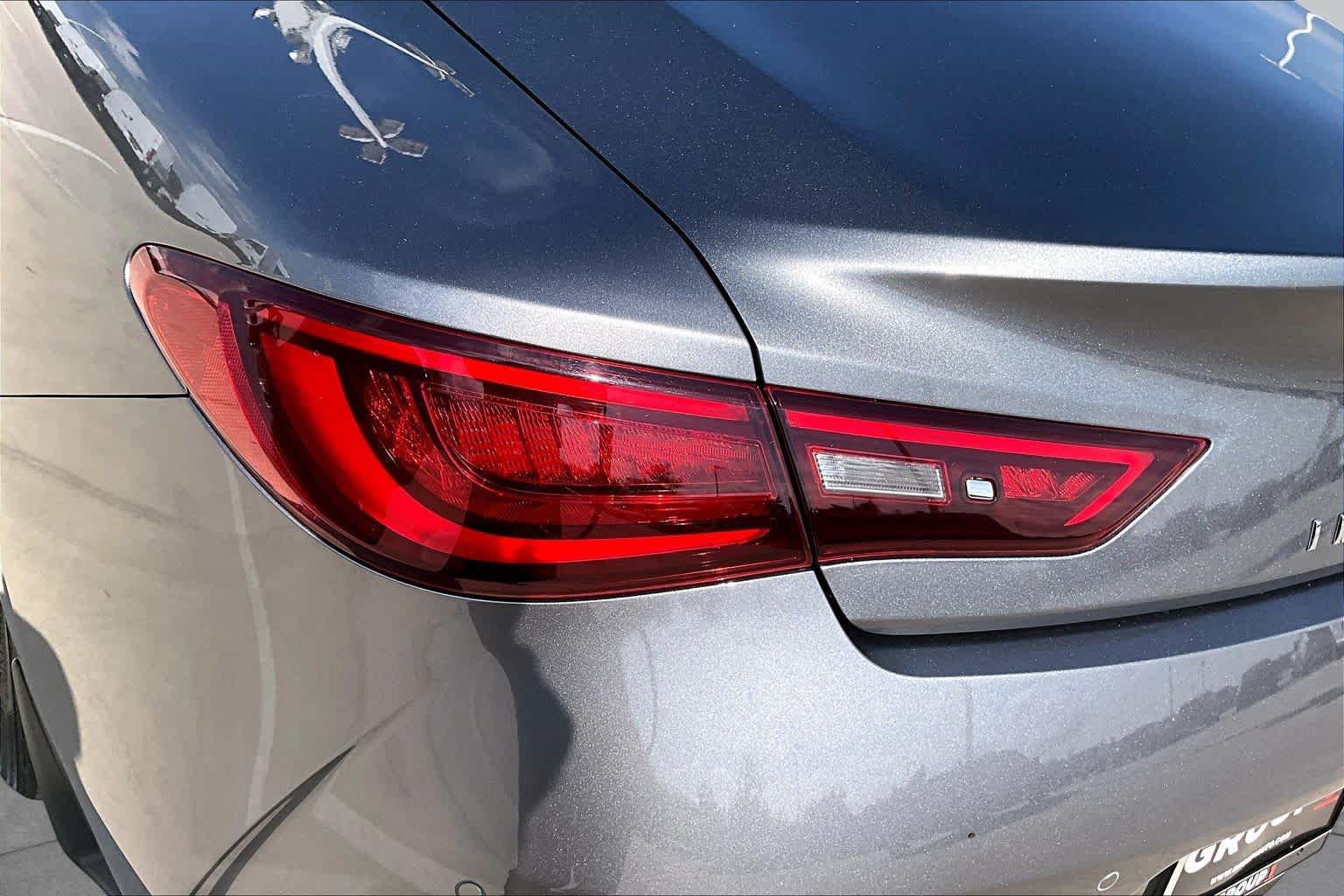 Used 2022 INFINITI Q60 3.0t Luxe w/ Essential Package RWD image 24