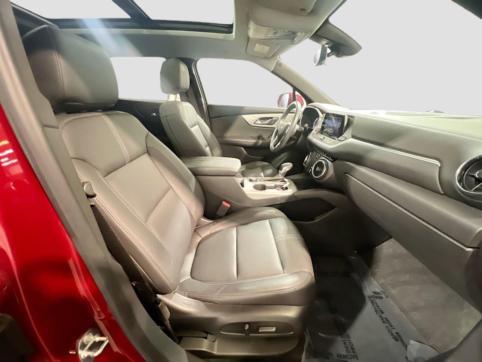 Used 2019 Chevrolet Blazer LT w/ Sun and Wheels Package image 23