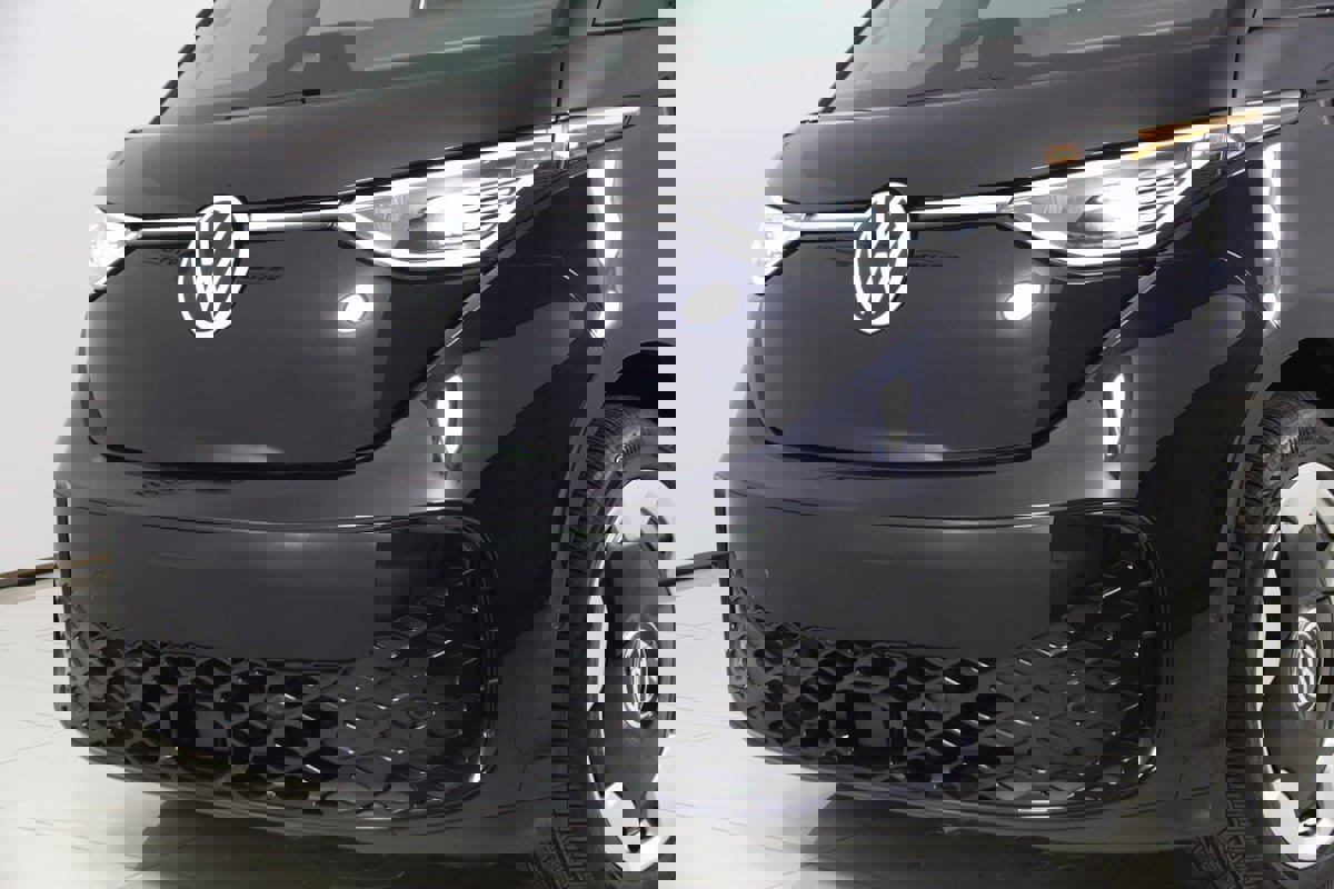 Used 2025 Volkswagen ID. Buzz Pro S image 59