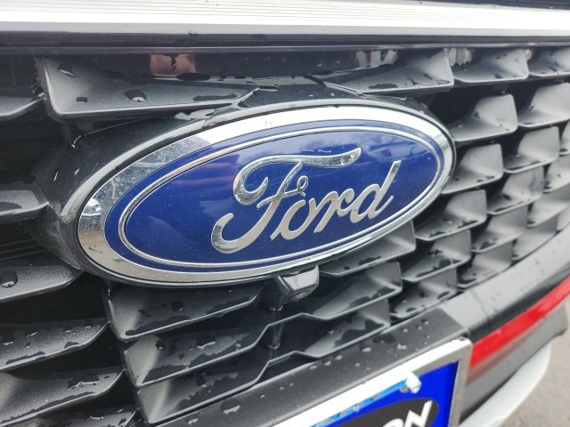 New 2025 Ford Escape SE w/ PHEV Premium Package image 7