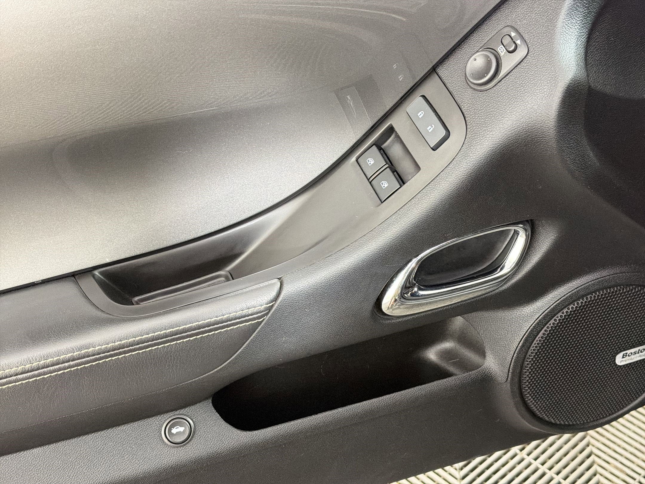 Used 2012 Chevrolet Camaro SS w/ RS Package image 20