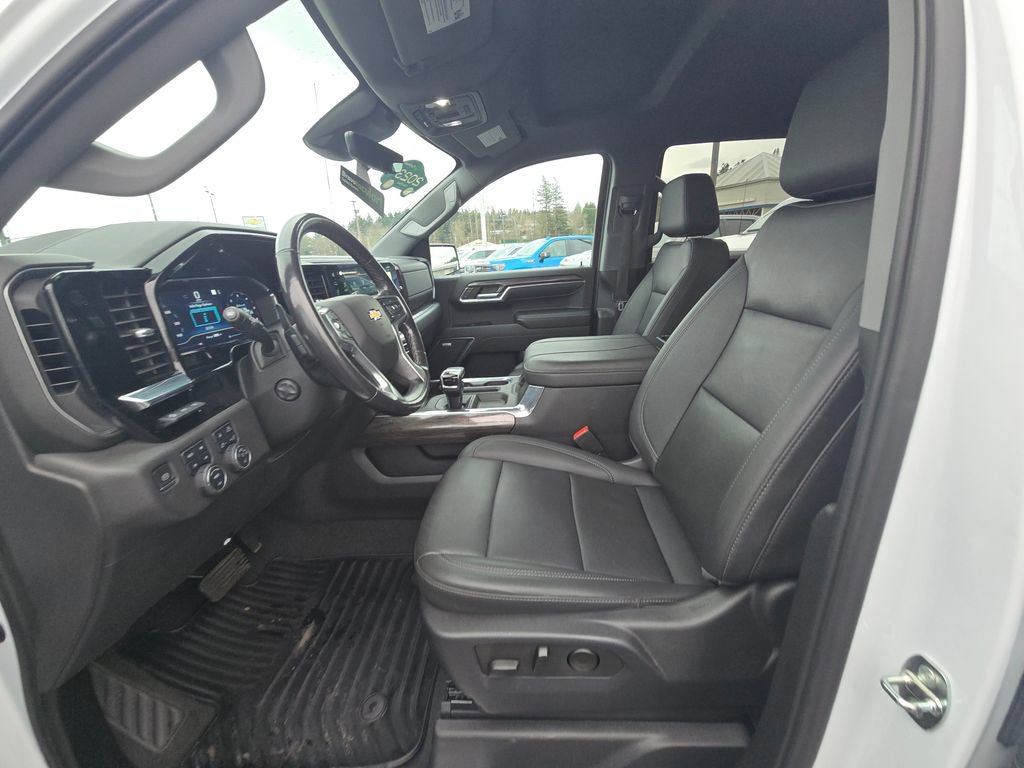 Certified 2023 Chevrolet Silverado 1500 LTZ w/ Technology Package image 15