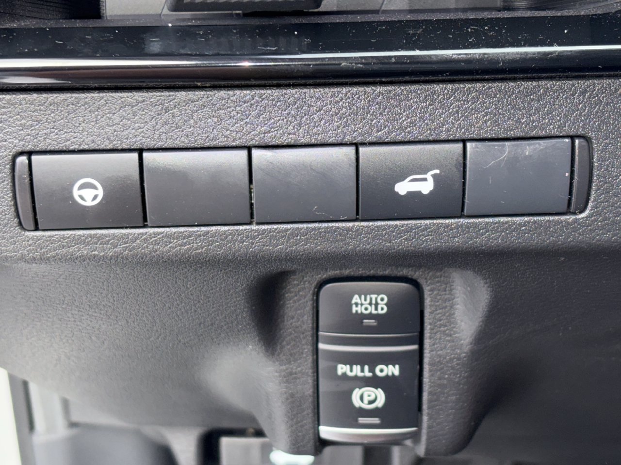 Certified 2025 Nissan Murano SV FWD image 26
