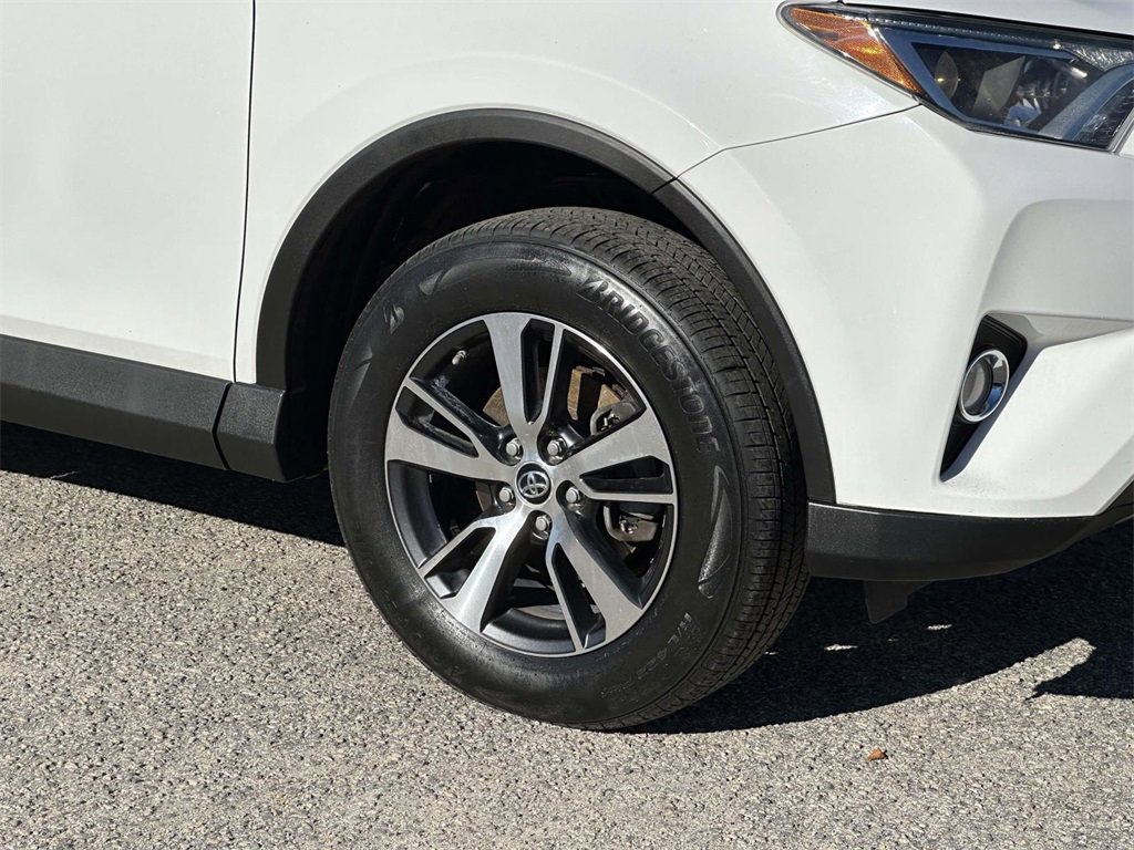 Certified 2018 Toyota RAV4 XLE image 27
