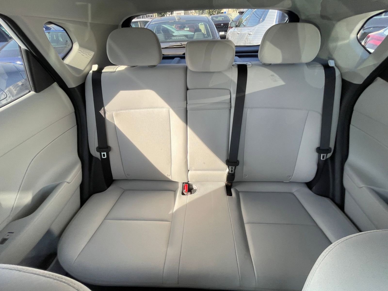 Used 2025 Hyundai Kona SEL FWD image 39