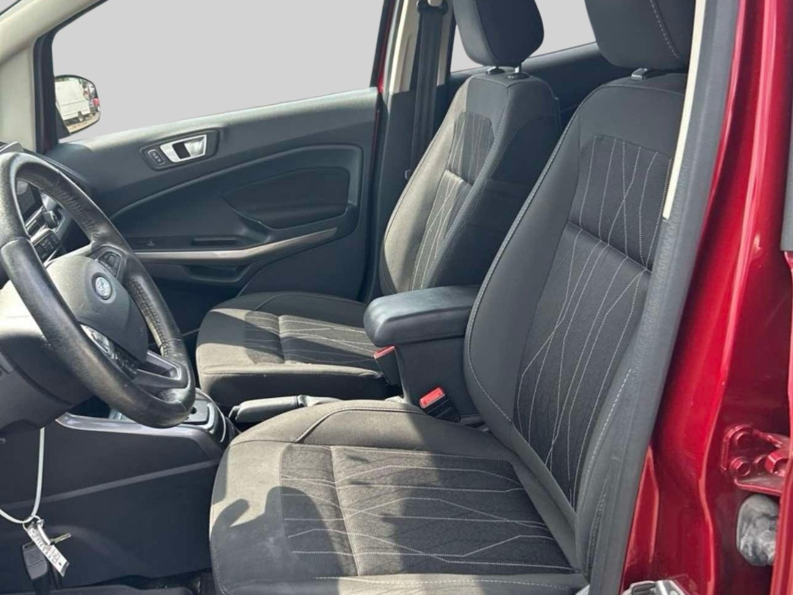 Used 2019 Ford EcoSport SE AWD/4WD image 3