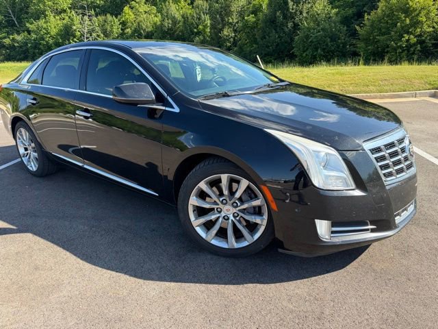 Used 2015 Cadillac XTS Luxury FWD image 2