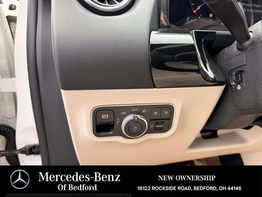 New 2026 Mercedes-Benz GLA 250 4MATIC image 9