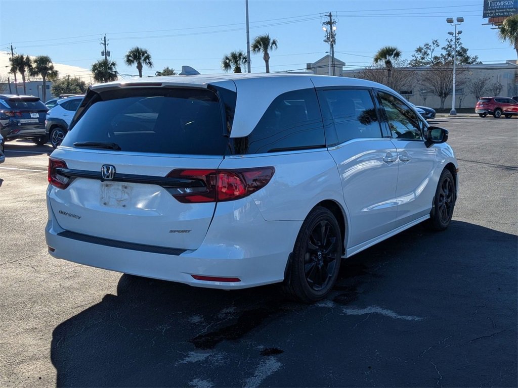 Used 2024 Honda Odyssey Sport image 5