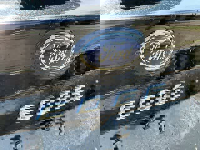 Used 2022 Ford Edge SEL w/ Sport Appearance Package image 17